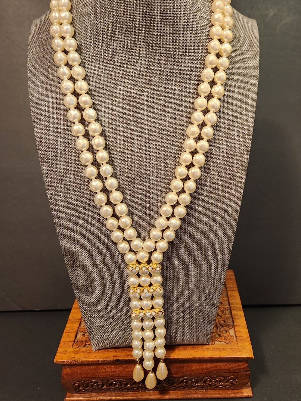 Elegant Cream Faux Pearl Double-Strand Lariat Necklace with Rhinestone Accents